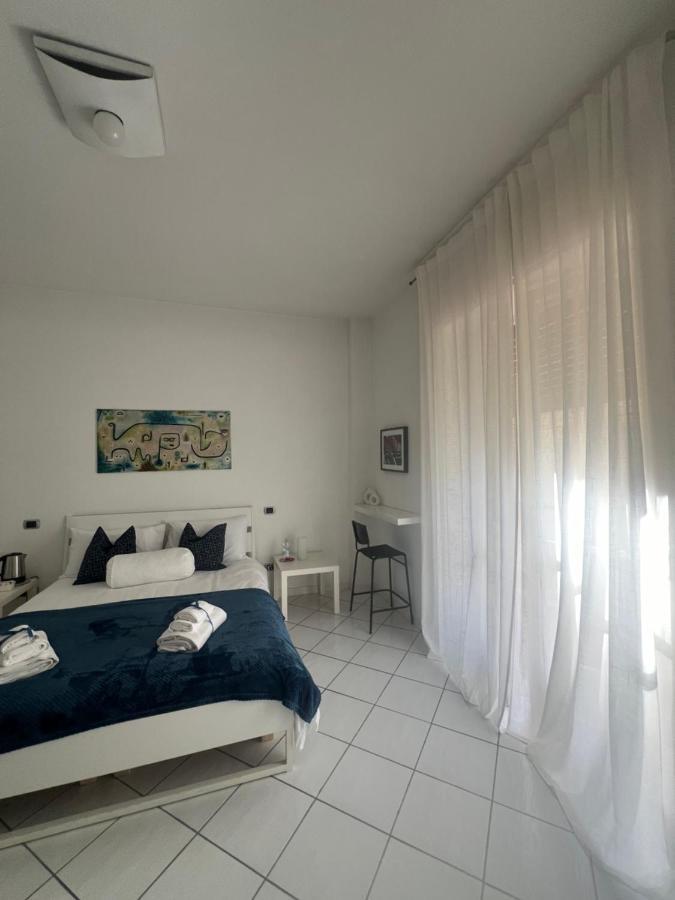 Suite 84 Holiday Home Salerno Exteriör bild